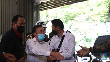 Saat Kunjungi Kantor ATR/BPN Kuansing, Raja Juli Antoni Umumkan Blokir HGU PT DPN di Kuansing   